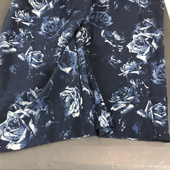 Stories by Kelly Osbourne - Picture 3 of 13